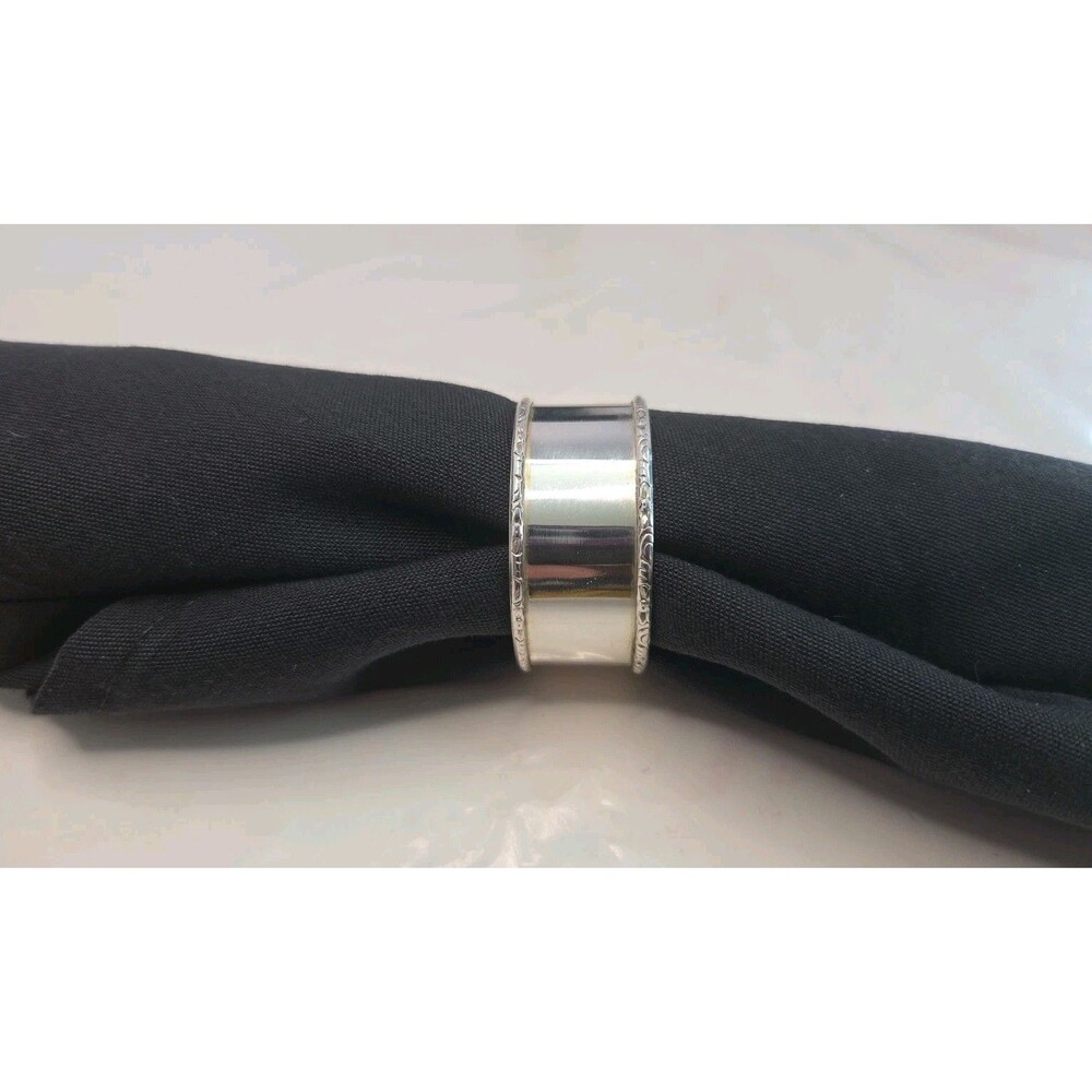 Vintage Lunt Sterling Silver Napkin Ring Pattern 760 Scroll 10g with Engraving - Picture 2 of 10